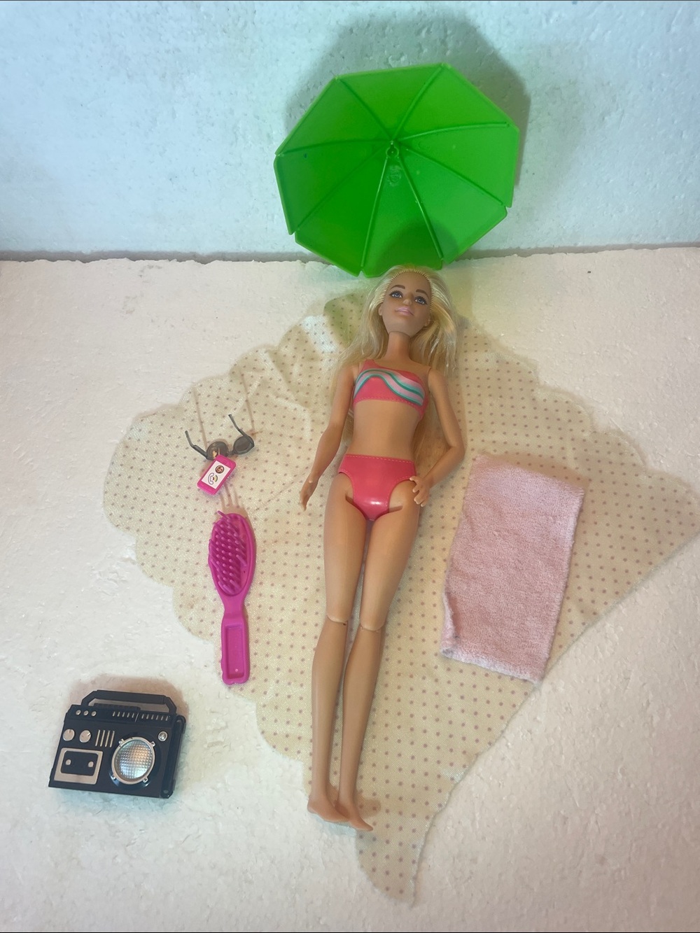 Barbie water play Beach Doll vintage  Accessories